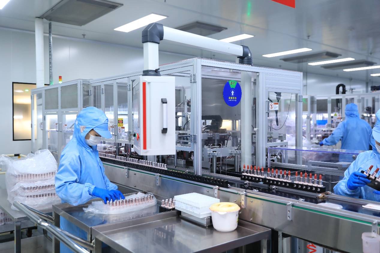 科丝美诗:创新引领,实现研究与生产领域的双重突破_化妆品行业_消费者